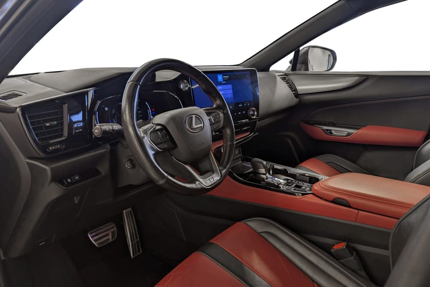 Bilde 5 av Lexus NX 450h+ F Sport AWD | Krok/HUD/Circuit Red Skinn++