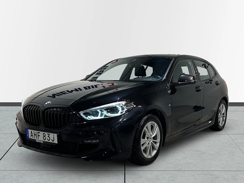 Bild 3 av BMW 118i M Sport Cockpit Rattvärme Psens GPS CarPlay SoV