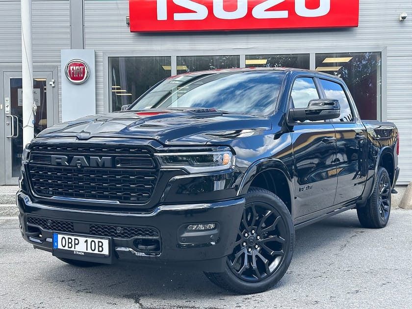Bild 1 av RAM 1500 RHO Limited Night Ebony Red 540hk HO 5 250:-/mån