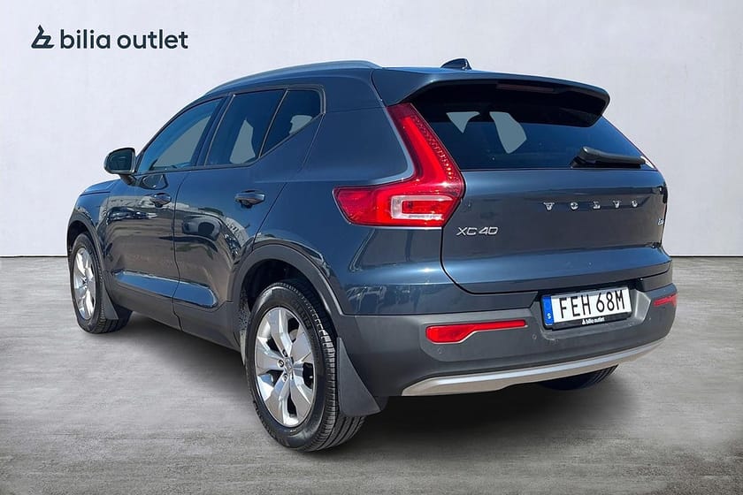 Bild 4 av Volvo XC40 B4 Momentum Adv. SE 197hk / Drag 360°kam H/K Värmare
