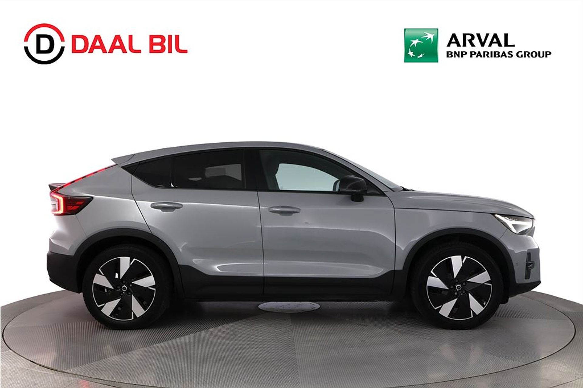 Volvo C40 2024, photo 5/10