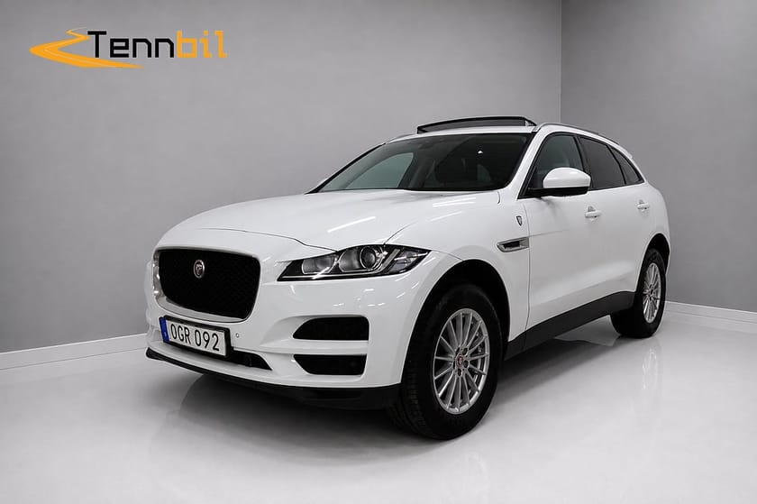 Bild 1 av Jaguar F-Pace 20d AWD Panorama Meridian Kamera Navigator Nyserv