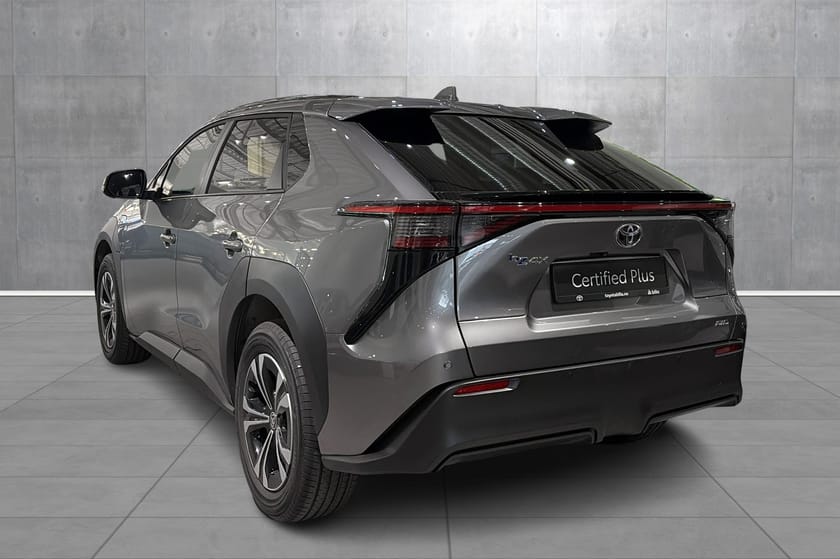 Bilde 3 av Toyota bZ4X AWD Active Tech