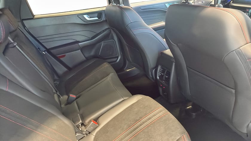 Bild 5 av Ford Kuga Plug-In Hybrid ST-Line X 2.5 PHEV FWD 243hk Automat