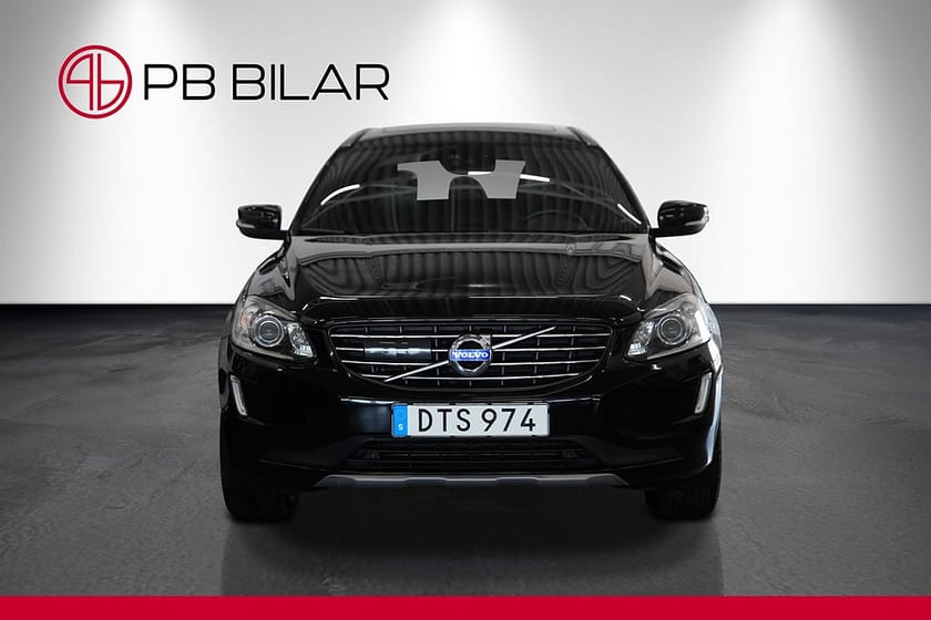 Bild 3 av Volvo XC60 D4 AWD Classic Summum Pano Läder B-kam Drag VOC BLIS