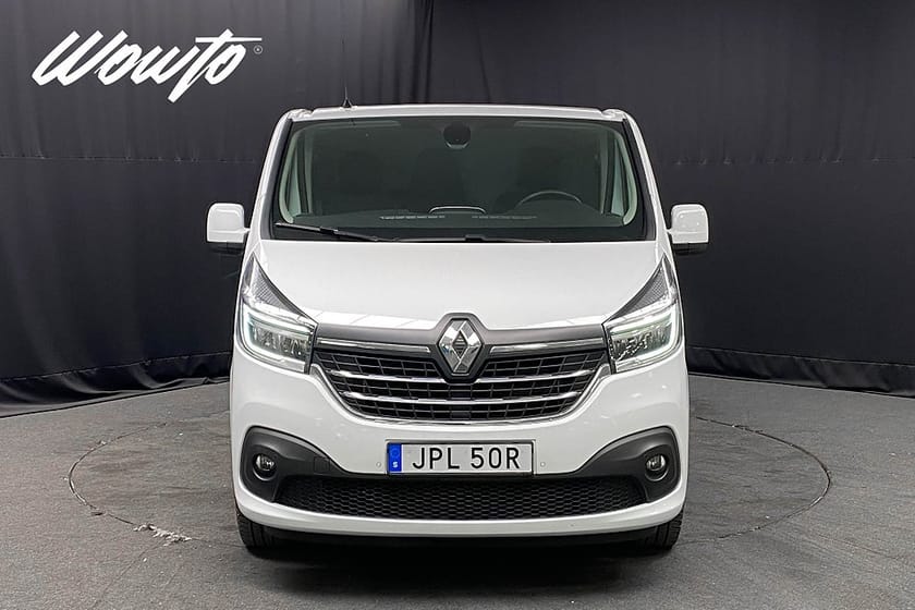 Bild 2 av Renault Trafic Skåpbil 2.0 dCi EDC 170HK L2 3-Sits /Drag /Värmare