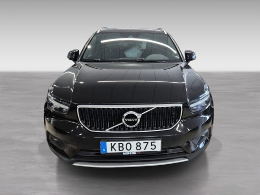 Bild 1 av Volvo XC40 T3 FWD Momentum Advanced Edition