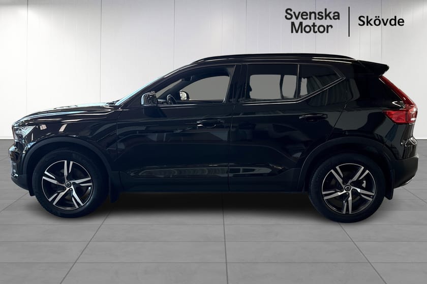 Bild 3 av Volvo XC40 T5 AWD R-Design | Drag | VOC | Backkamera | Adaptiv farthållare |