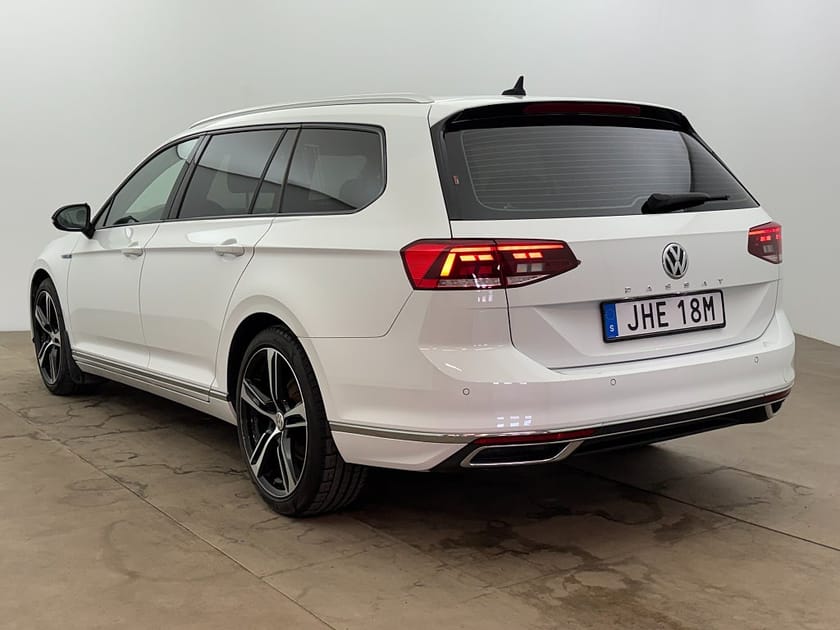 Bild 4 av Volkswagen Passat Sportscombi GTE SC 1.4 TSI B-kamera Carplay P-värmare
