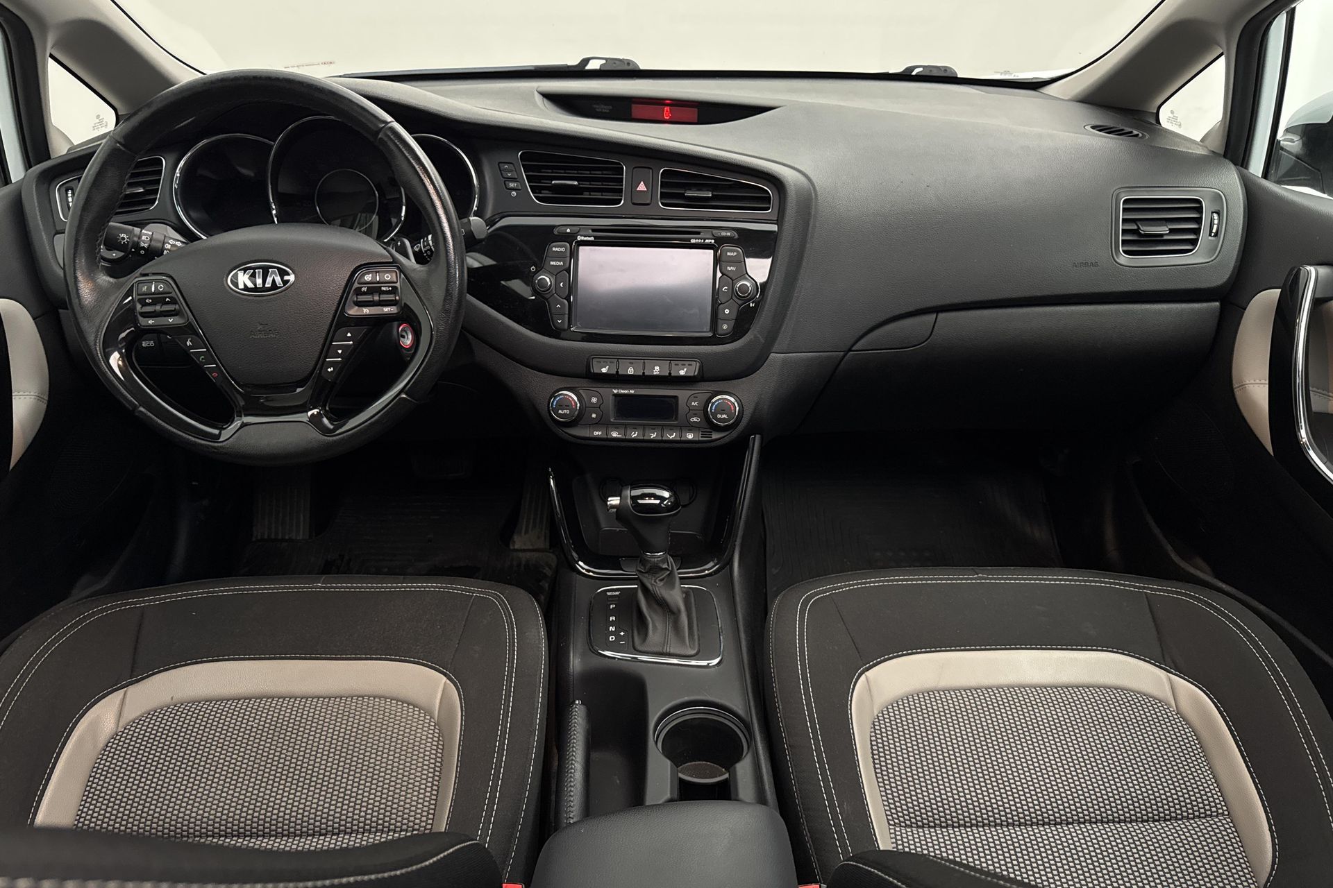 Kia Ceed cee'd_sw 2014, bild 7/10