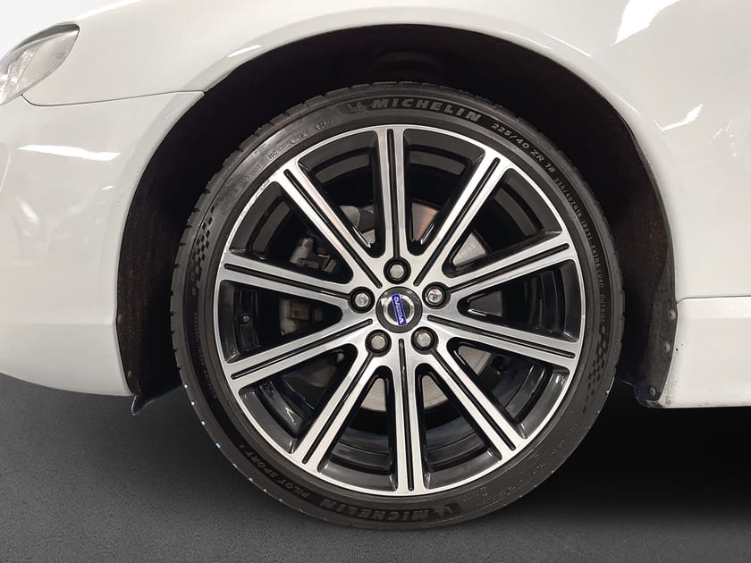 Bild 5 av Volvo V70 D4 AWD Sport Edition Business E / Ny servad Drag