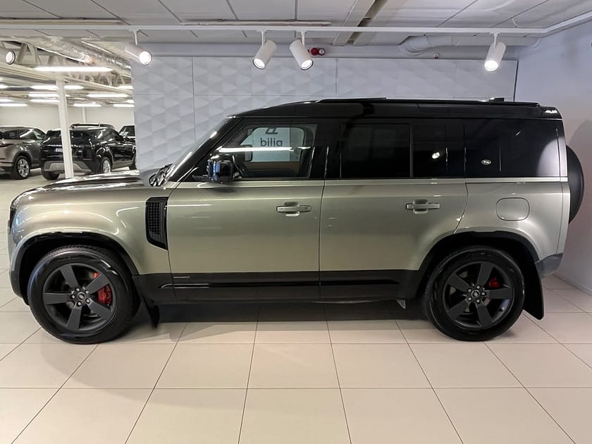 Bild 3 av Land Rover Defender P400e PHEV 110 X / 6-sits / Momsbil