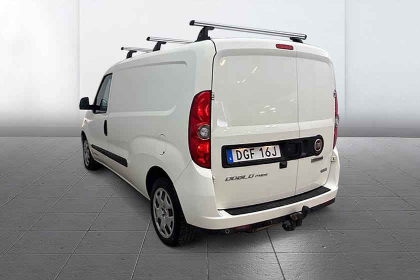 Bild 5 av Fiat Doblò Van Maxi 0.9t 1.4 T-JET CNG 3sits Drag Inredd Kamera Takräcke