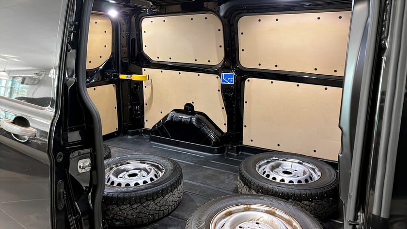 Bild 5 av Ford Transit Custom 300 2.0 EcoBlue SelectShift, 130hk, Aut Kamera Värmare