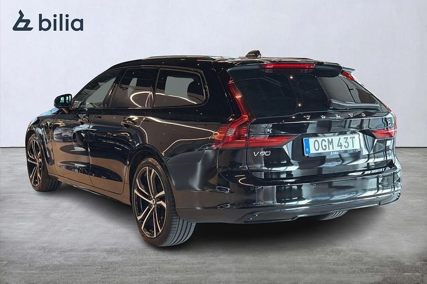 Bild 4 av Volvo V90 Recharge T8 AWD Ultimate Dark | Pano | Massage | Drag