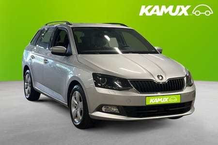 Škoda Fabia Kombi 1.2 TSI Style Drag P-Sensorer Värmare Farthållare