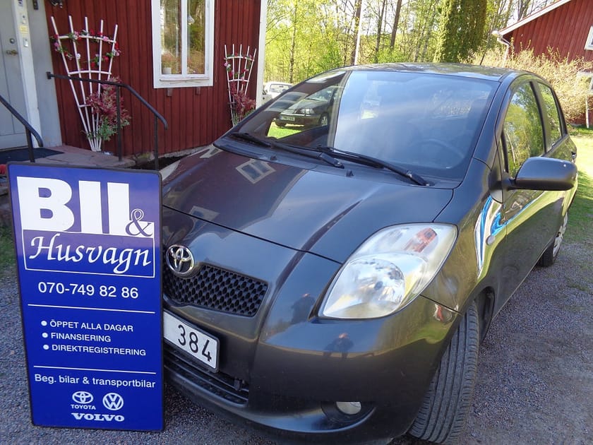 Bild 3 av Toyota Yaris 5D 1.3 NYBES/AC/MVG+KUPEFLÄKT/FINANS/INBYYTE