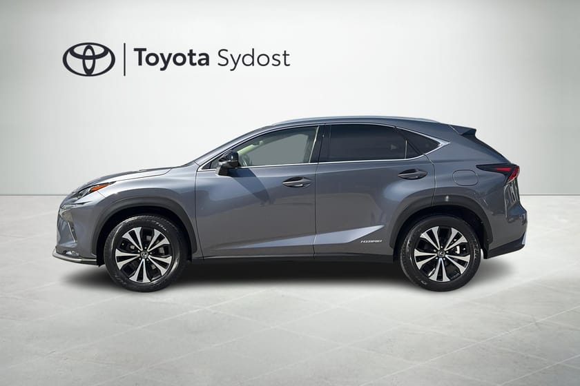 Bild 4 av Lexus NX 300h AWD 2.5 Kyushu Edition Drag
