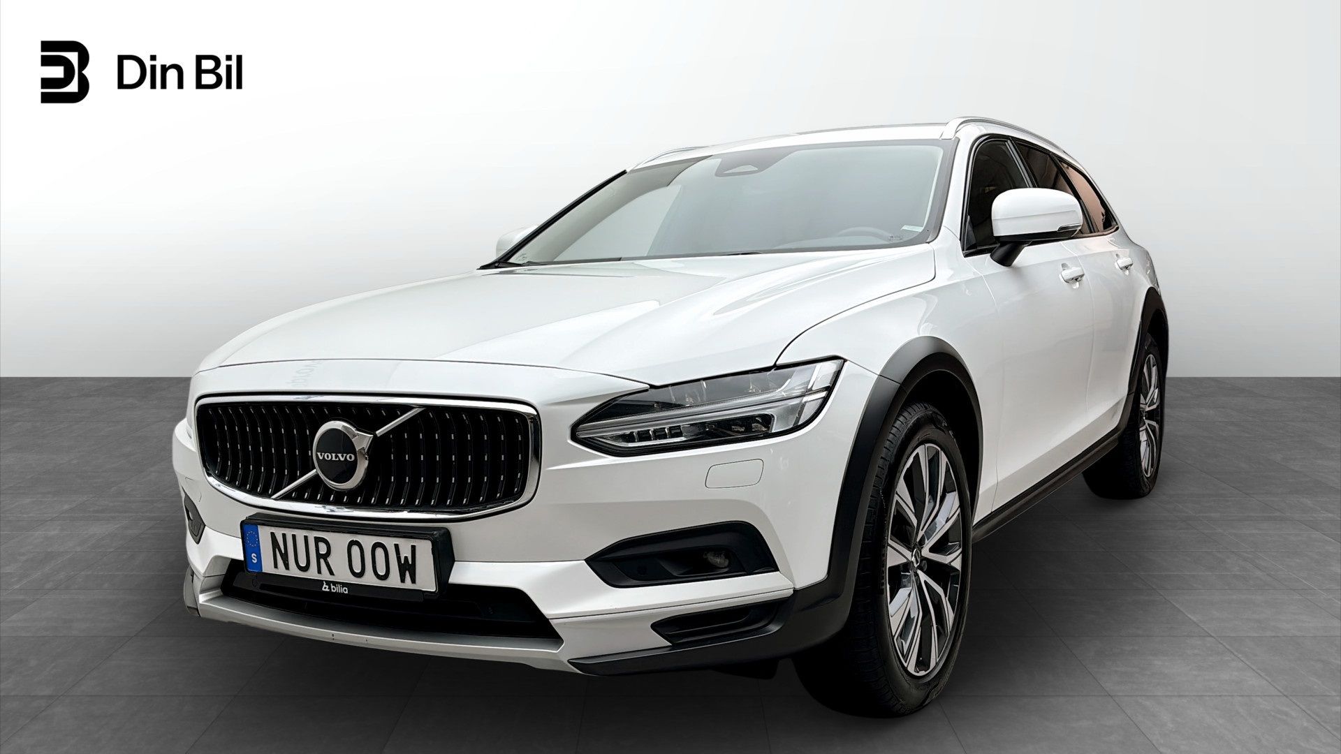 Volvo V90 Cross Country B4