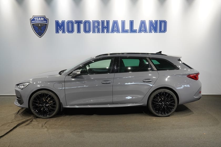 Bild 1 av CUPRA Leon Sportstourer e-Hybrid SP1,4EHYBCUPRA5T180 ML9A6