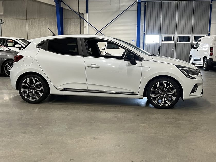 Bild 2 av Renault Clio E-TECH