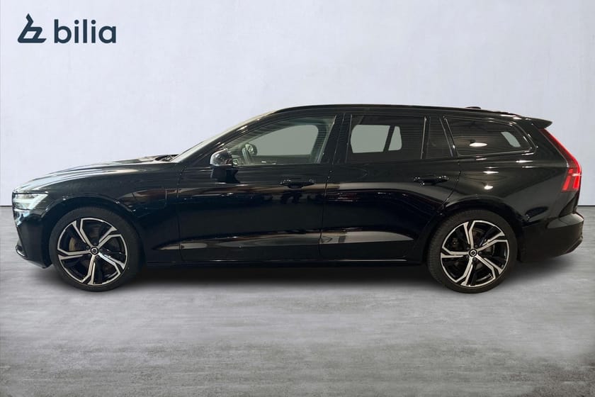 Bild 3 av Volvo V60 Recharge T8 Plus Dark Mörkt tonade rutor 5 st Parkeringskamera 360 Dragkrok halvautomatisk