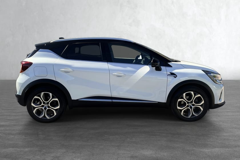 Bilde 4 av Renault Captur E-TECH Plugin-Hybrid 160 INTENS Plug-In hybrid/ALLE SERVICER/WLTP 50km/FIN KM!