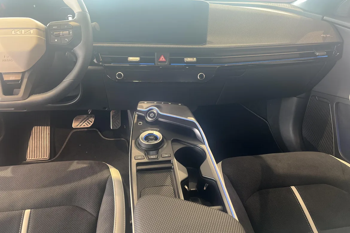 picture of a car