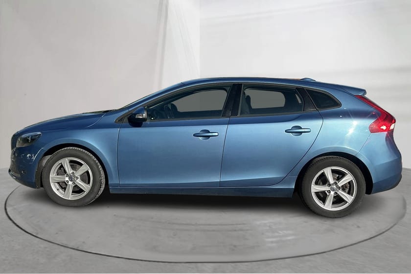 Bild 3 av Volvo V40 D2 (115hk) Reparationsobjekt Your Kinetic