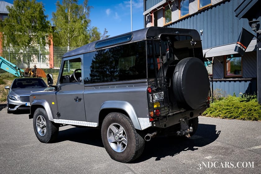 Bild 5 av Land Rover Defender 90 Kombi 2.4 TD4 4x4 SVENSKSÅLD