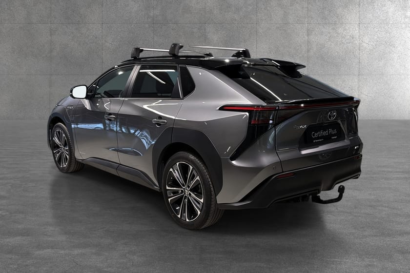 Bilde 3 av Toyota bZ4X 71.4 kWh AWD Active Tech Bitone Panorama
