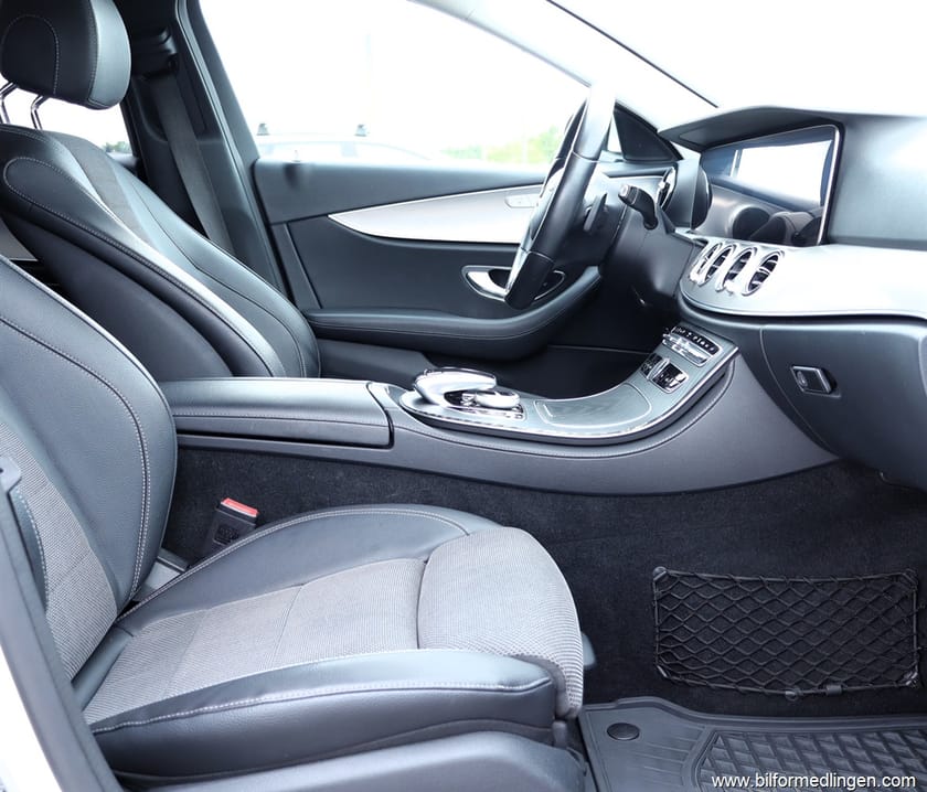 Bild 5 av Mercedes-Benz E 220 T d 4MATIC E220 Avantgarde S/V-hjul