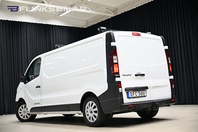 Bild 4 av Renault Trafic Skåpbil dCi 120HK L2 Inredd|Drag|Värmare|Extraljus|Lågmil|Moms
