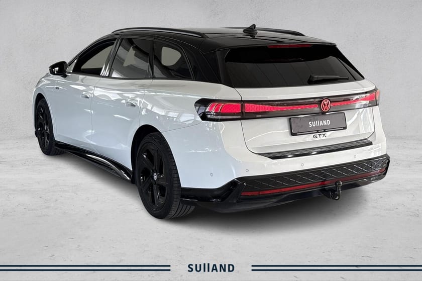 Bilde 3 av Volkswagen ID.7 GTX Tourer