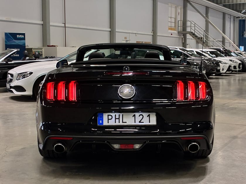 Bild 4 av Ford Mustang GT Cabriolet V8 Aut 421Hk | Performance pack | Borla