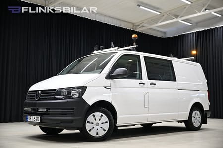 Volkswagen Transporter Kombi TDI 4Motion 150HK Dubbelhytt|V-Inredd|Dubbeldörr|SeUtr!
