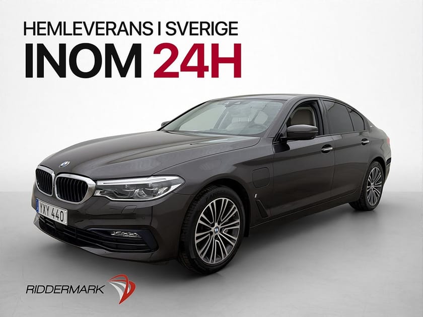 Bild 3 av BMW 530e iPerformance Sedan Sport Line Läder 360 Kamera HUD Adapti