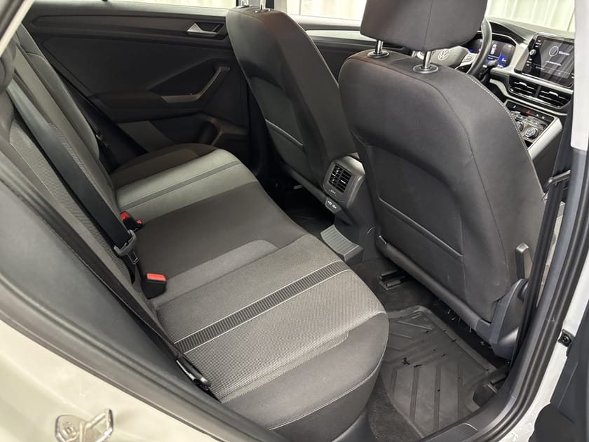 Bild 5 av Volkswagen T-Roc 1.0 TSI 110HK Backkamera
