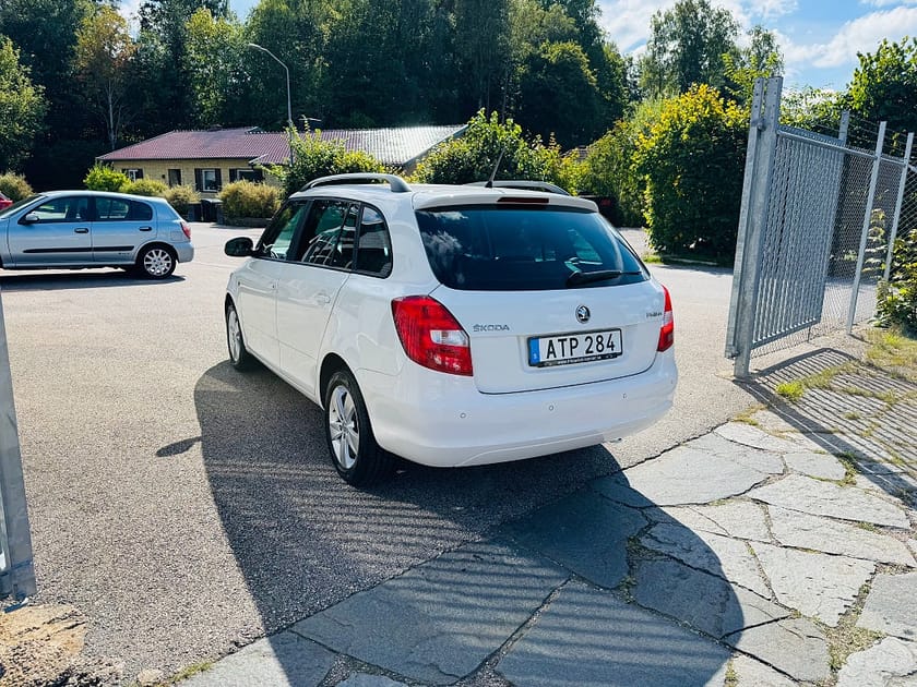 Bild 4 av Škoda Fabia Kombi Skoda 1.2 TSI 105HK COMBI AMBITION / AUTOMAT