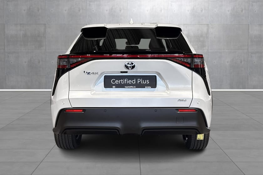 Bilde 4 av Toyota bZ4X Active Tech / AWD / Velholdt