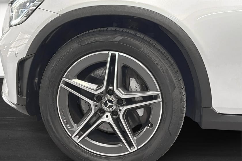 Bild 5 av Mercedes-Benz GLC 300 d 4MATIC AMG Line Drag 245hk