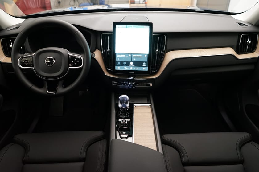 Bild 5 av Volvo XC60 T6 Plus Dark Nordic Edition