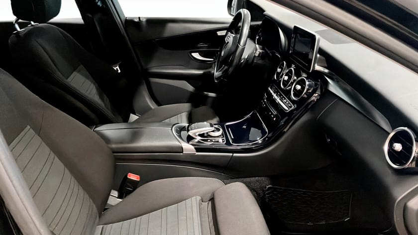 Bild 4 av Mercedes-Benz C 220 d BlueTEC 220d Sedan *Dragkrok*
