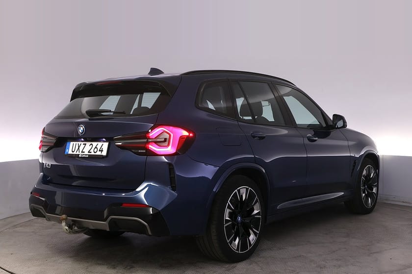 Bild 5 av BMW iX3 M Sport Charged Plus Pano HUD 360 H/K Elstol Drag