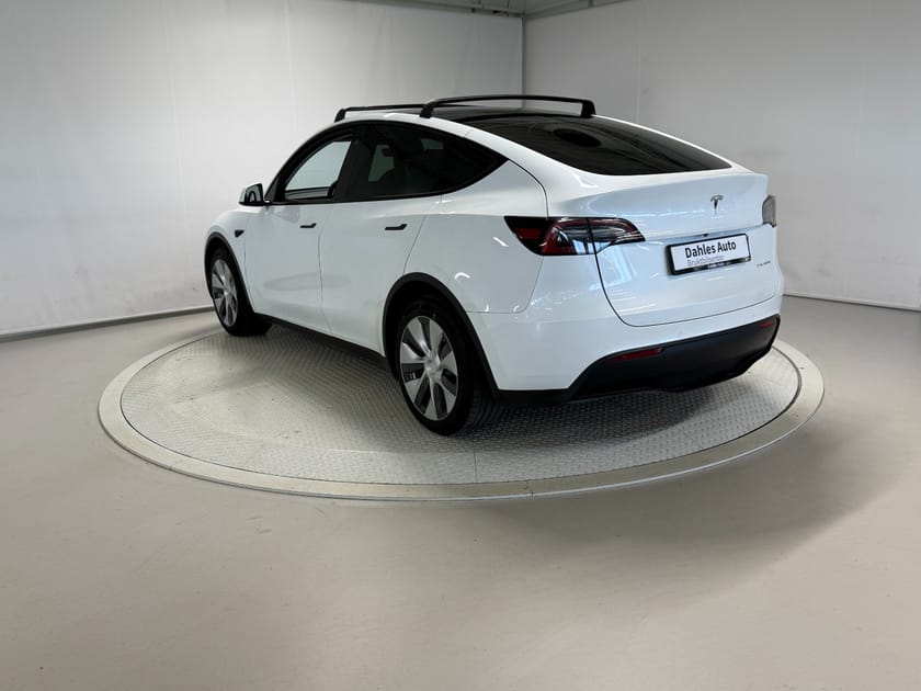 Bilde 3 av Tesla Model Y Long Range AWD Autopilot/Skinn/Pano/Kamera/Intel.Atom