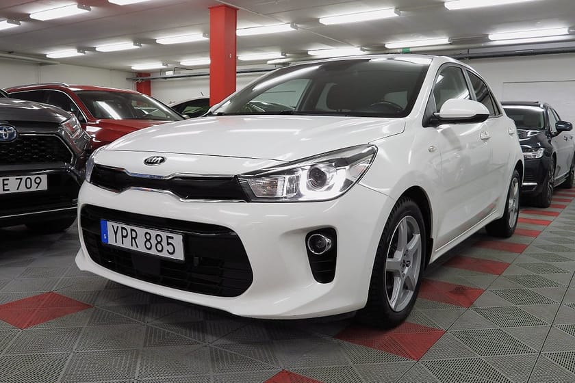 Bild 1 av Kia Rio 1.4 CVVT GLS Backkamera Carplay M&S Däck