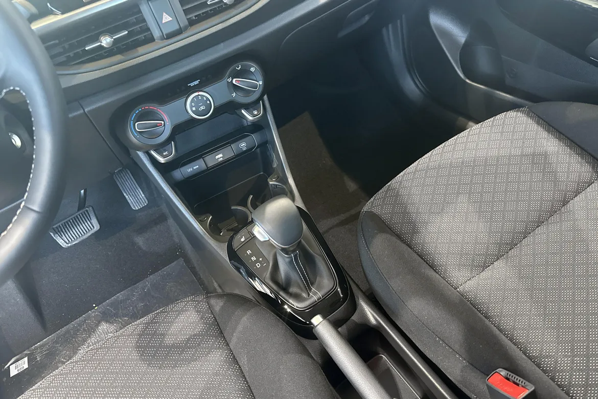 picture of a car