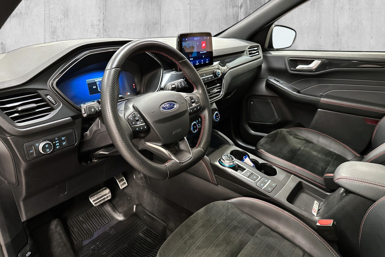 Ford Kuga Hybrid AWD bilde 25
