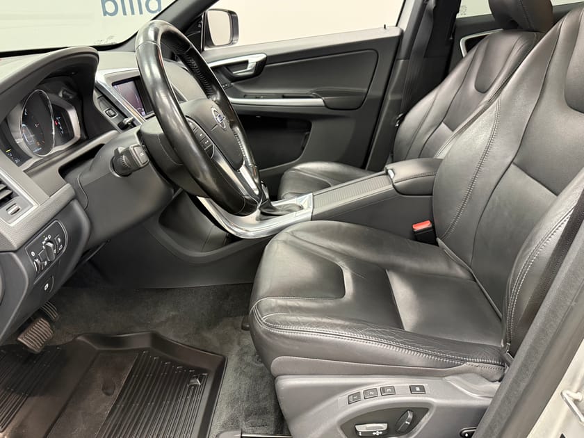 Bild 5 av Volvo XC60 D4 AWD Classic Summum | Drag | Navi