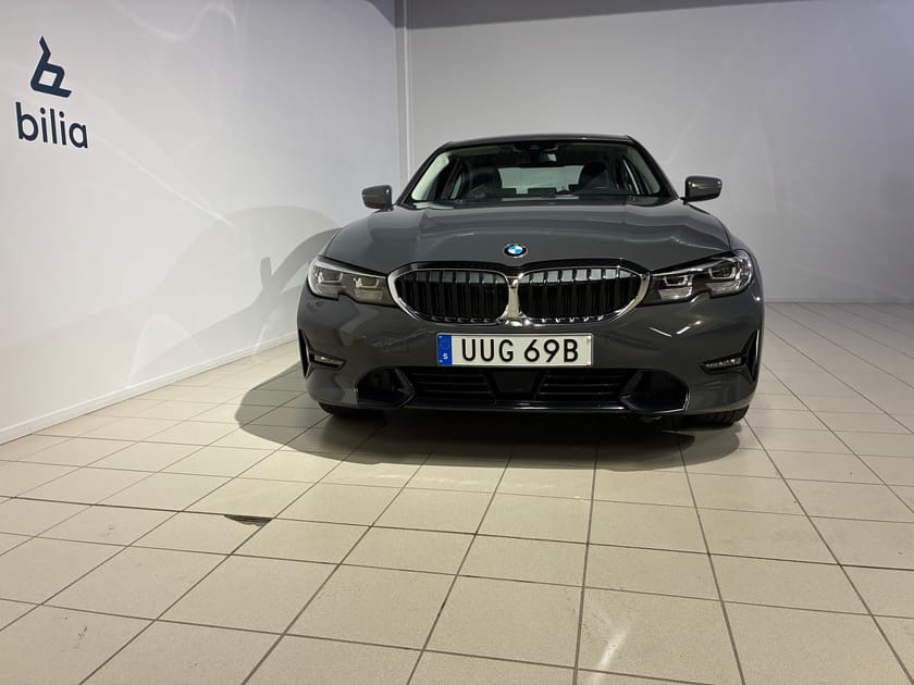 Bild 2 av BMW 320d xDrive Sedan SportLine